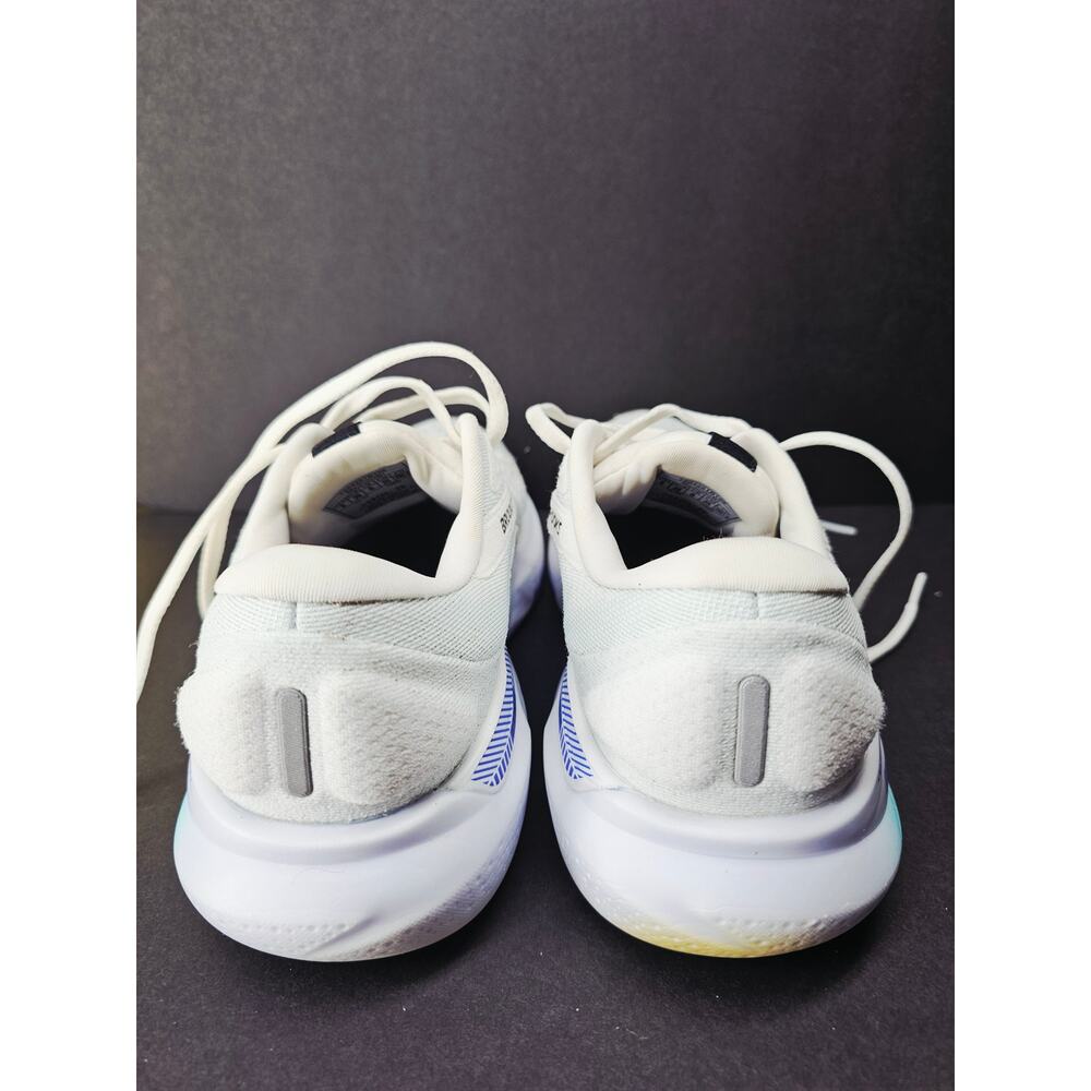 Brooks Women 8 Comfy footwear - Picture 8 of 10